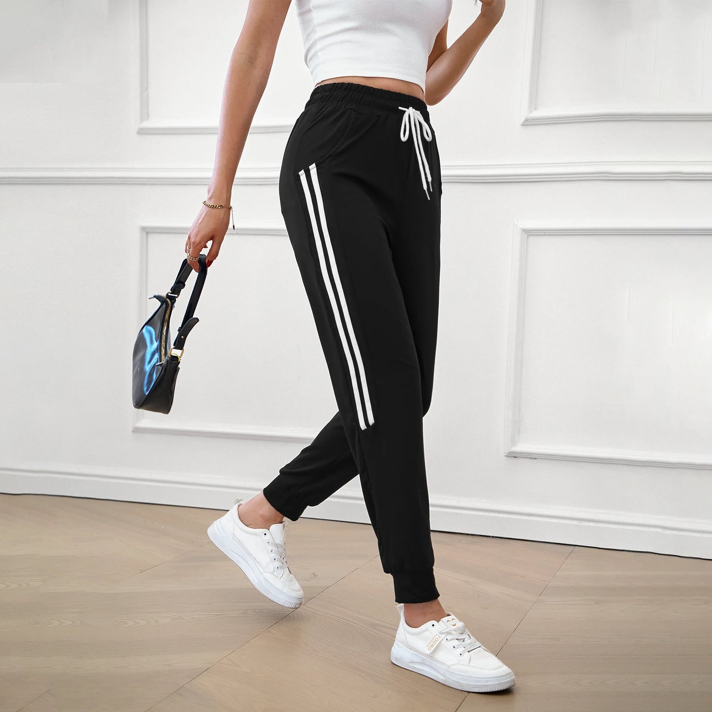 Womens Sweatpants Joggers with Pockets Bottom Track Lounge Pant Lady Athletic Gym Lounge Pants Side Stripe for Workout Running Black